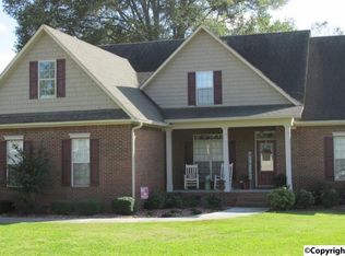 300 Teal St, Albertville, AL 35950
