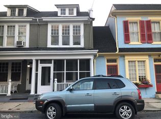 19 Walnut St, Carlisle, PA 17013
