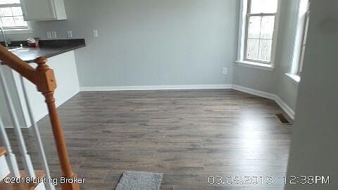 4th image of 7818 Alyssum Dr