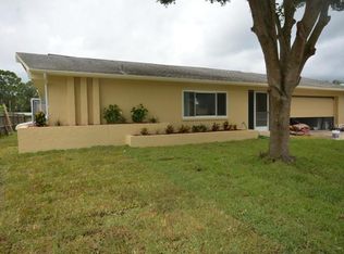 6431 Friendship Dr, Sarasota, FL 34241