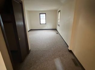 1 River St APT 4, West Warwick, RI 02893
