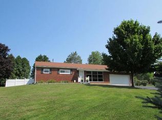 2112 Winding Trl, Springfield, OH 45503