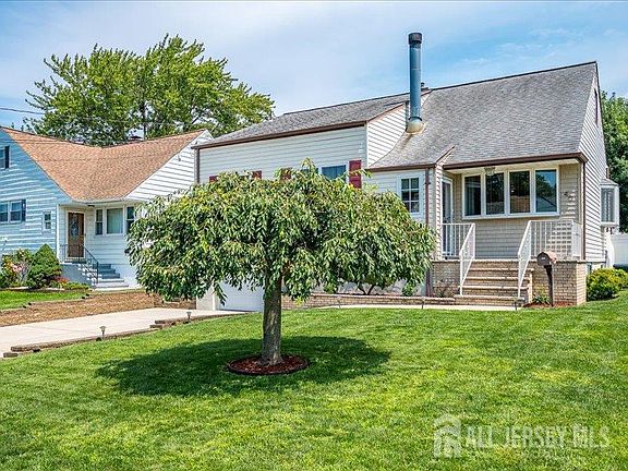 2nd image of 40 Concannon Dr
