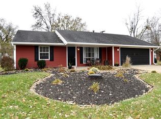 303 Tracy Rd, New Whiteland, IN 46184