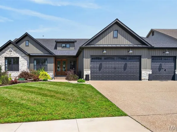 517 Stonewolf Creek Dr, Wentzville, MO 63385