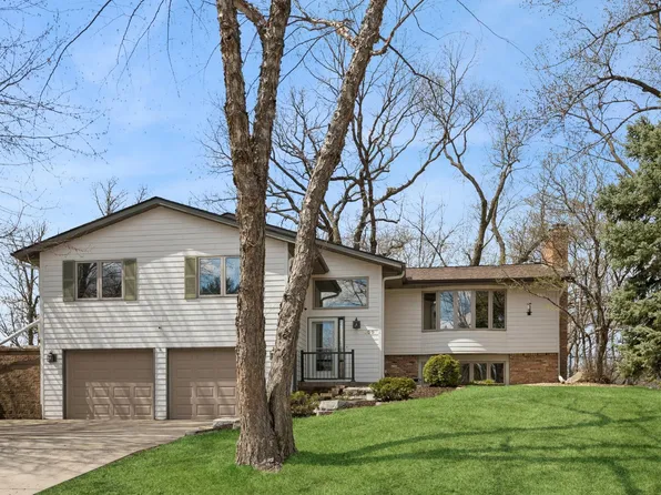 400 Hemlock Dr, Burnsville, MN 55337