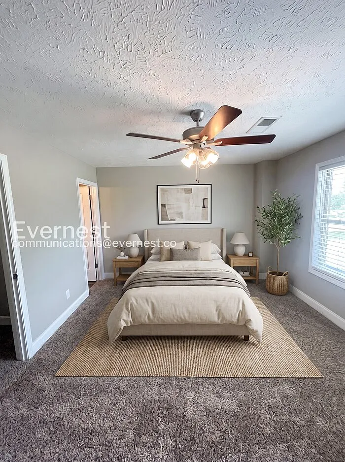 3 bed, 3.0 bath, 1376 sqft, $1,345 — Photo 4