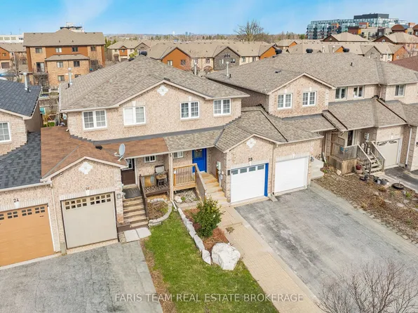 28 Raymond Cres, Barrie, ON L4N 0V4