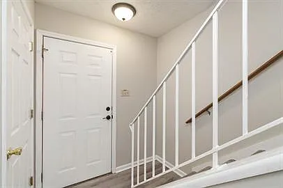 348 Indian Hills Cir #8 — Photo 8