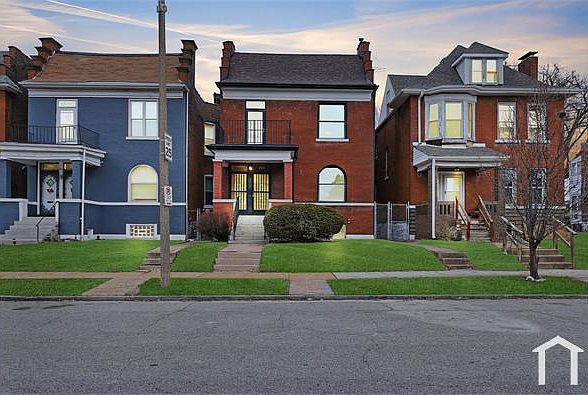 1st image of 3915 Sullivan Ave #2F