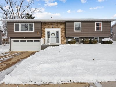 316 Sussex Dr NE, Cedar Rapids, IA, 52402