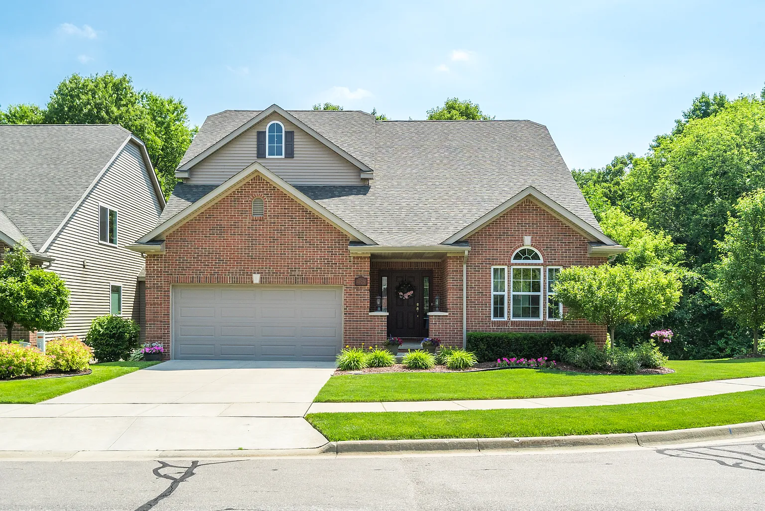 4625 Spring Mountain Dr photo 1