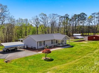 2981 Community Rd, Claremont, NC 28610