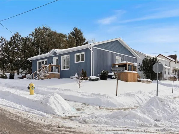 32 Nichol St W, Norfolk County, ON N0E 1Y0