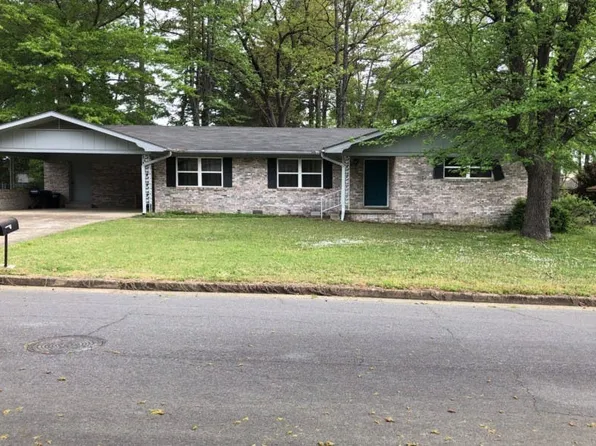 2712 Lynwood Dr, Arkadelphia, AR 71923