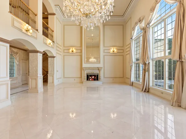 51 Romer Road image 6 of 92