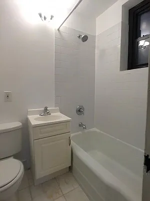 Rented by Bohemia Realty Group | media 37