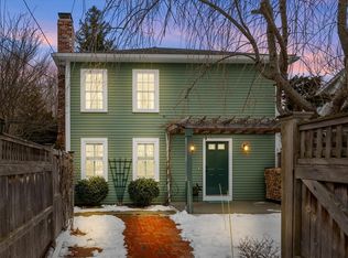 6 Maple St, Newburyport, MA 01950