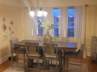 4616 Washington St APT 3C, Skokie, IL 60076