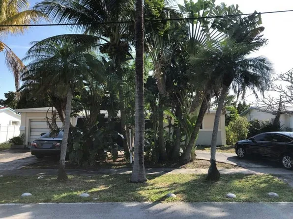 3910 NW 33rd Ave, Lauderdale Lakes, FL 33309