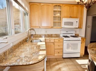304 Central Ave, West Caldwell, NJ 07006