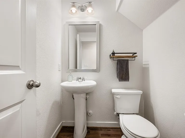 8204A Prairie Rye Dr — Photo 15