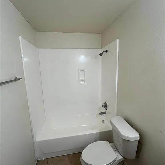 1313 N Sal St #4 — Photo 9
