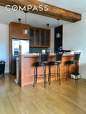 Rented by Compass | media 76