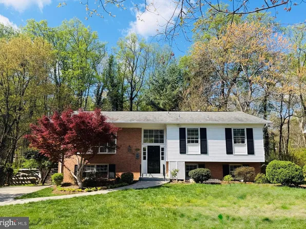 10115 Blue Coat Dr, Fairfax, VA 22030