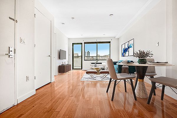 1st image of 2167 2nd Ave APT 3A