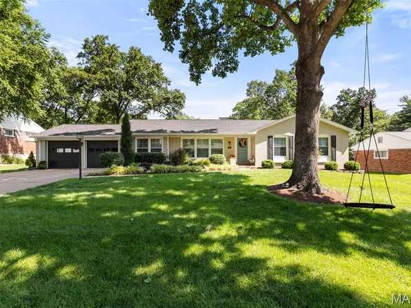1031 Dovergate Dr, Saint Louis, MO 63122