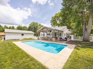 239 S 9th St, East Alton, IL 62024