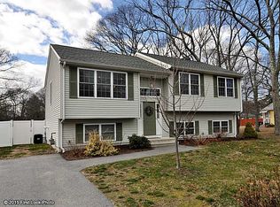 125 Canfield Ave, Warwick, RI 02889