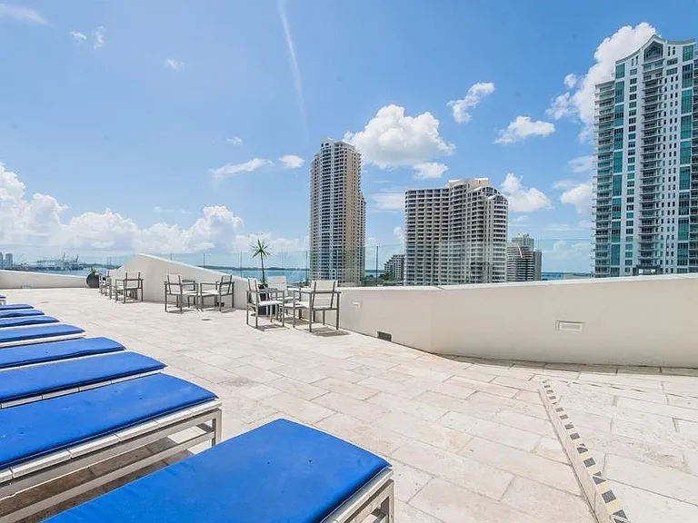 335 Biscayne Blvd #1711 — Photo 12