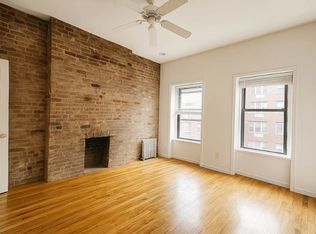 528 W 46th St APT 4W, New York, NY 10036