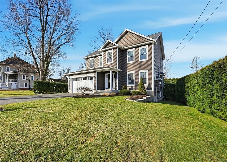 1st image of 10 White Ave