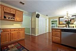 5th image of 2415 Riverstone Dr