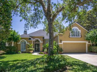 7826 Heather Lake Ct E, Jacksonville, FL 32256