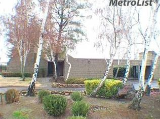 8601 E South Orchard Rd, Acampo, CA 95220