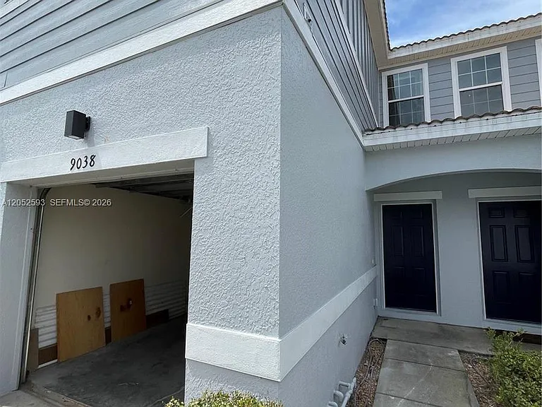 9038 Shepton St — Photo 1