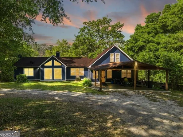 15 Old Spring Lake Dr, Hawkinsville, GA 31036