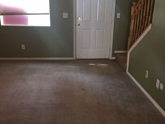 4th image of 75 Hampton Pl