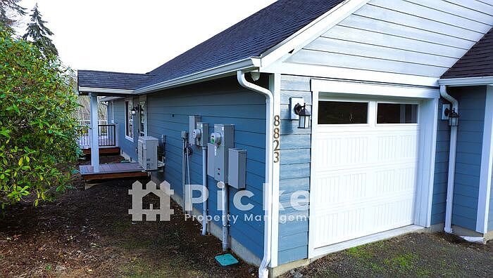 1st image of 8823 SE Berry St