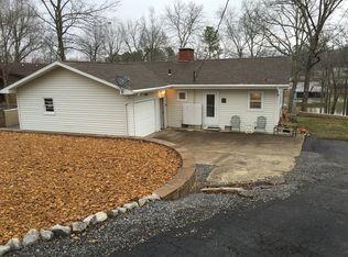 661 Jonathan Shores Rd, Benton, KY 42025