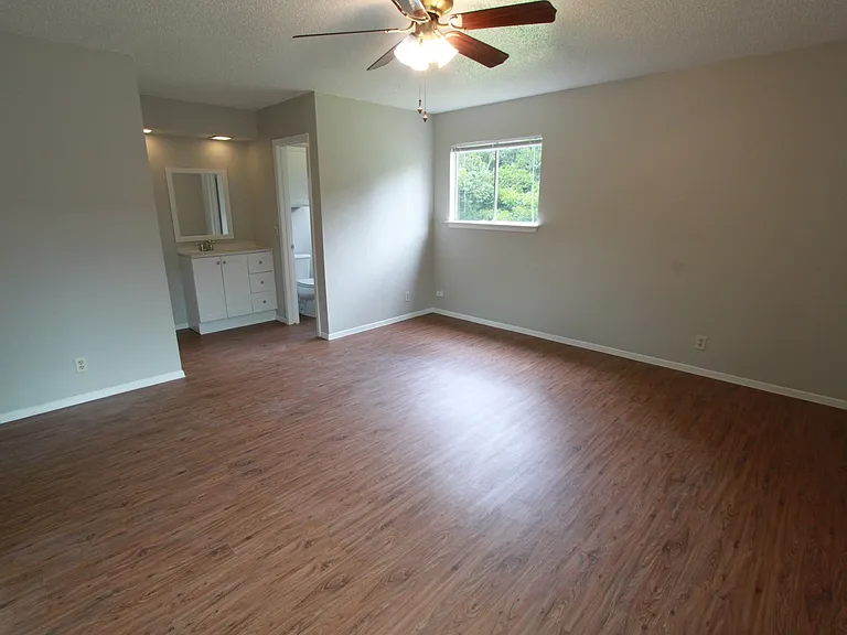 6606 Betty Cook Dr — Photo 19