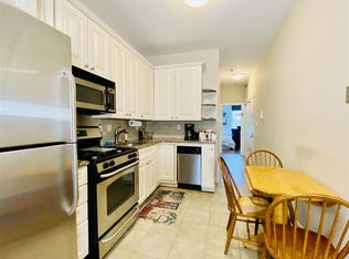 811 Park Ave #2R, Hoboken, NJ 07030