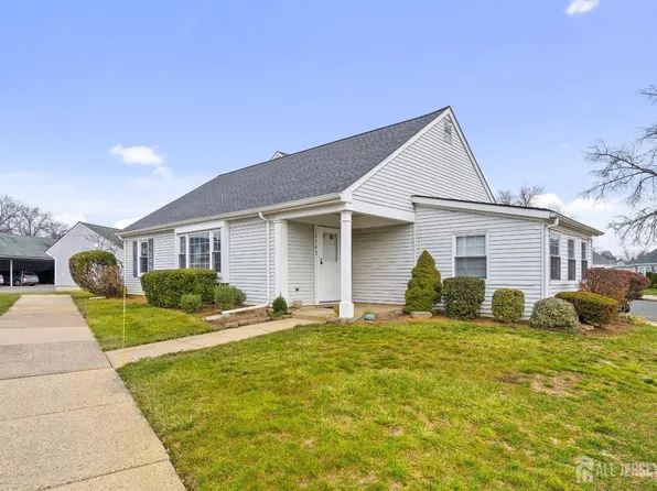 142 N Providence Way #C, Monroe Township, NJ 08831