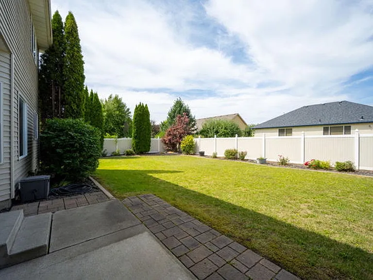 2547 W Blackberry Loop — Photo 32