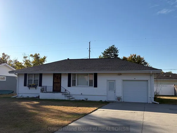 519 Holcomb St, Grand Island, NE 68801
