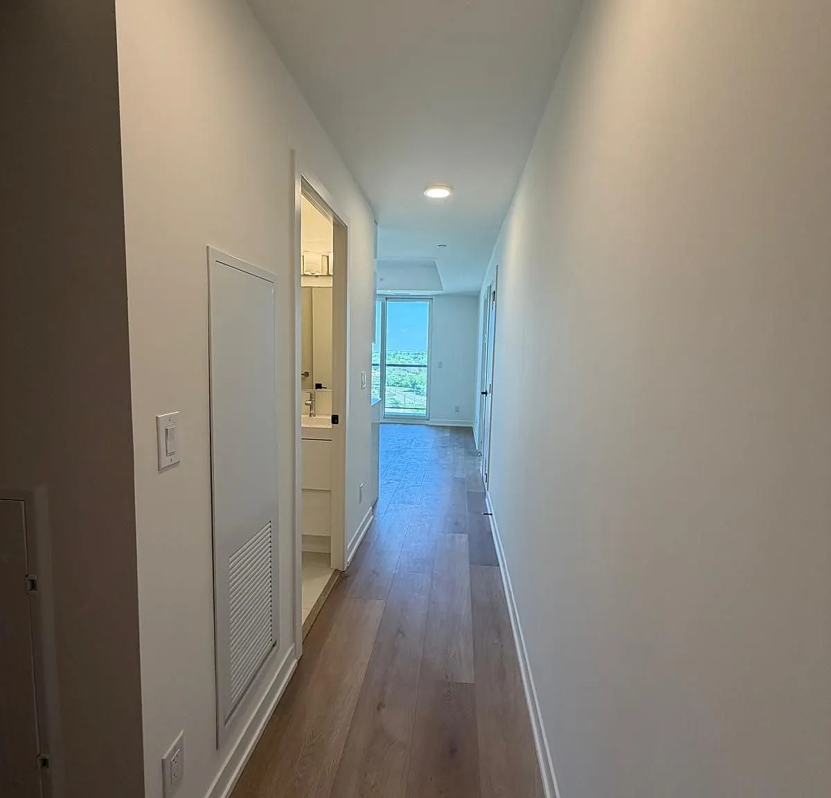 1 bed, $1,400 — Photo 3